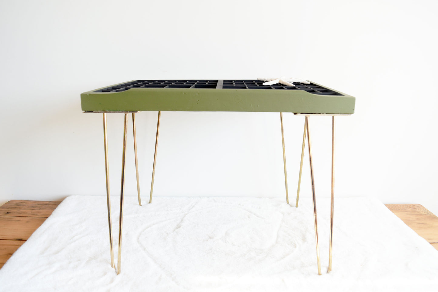 Green/Black Organizer Table