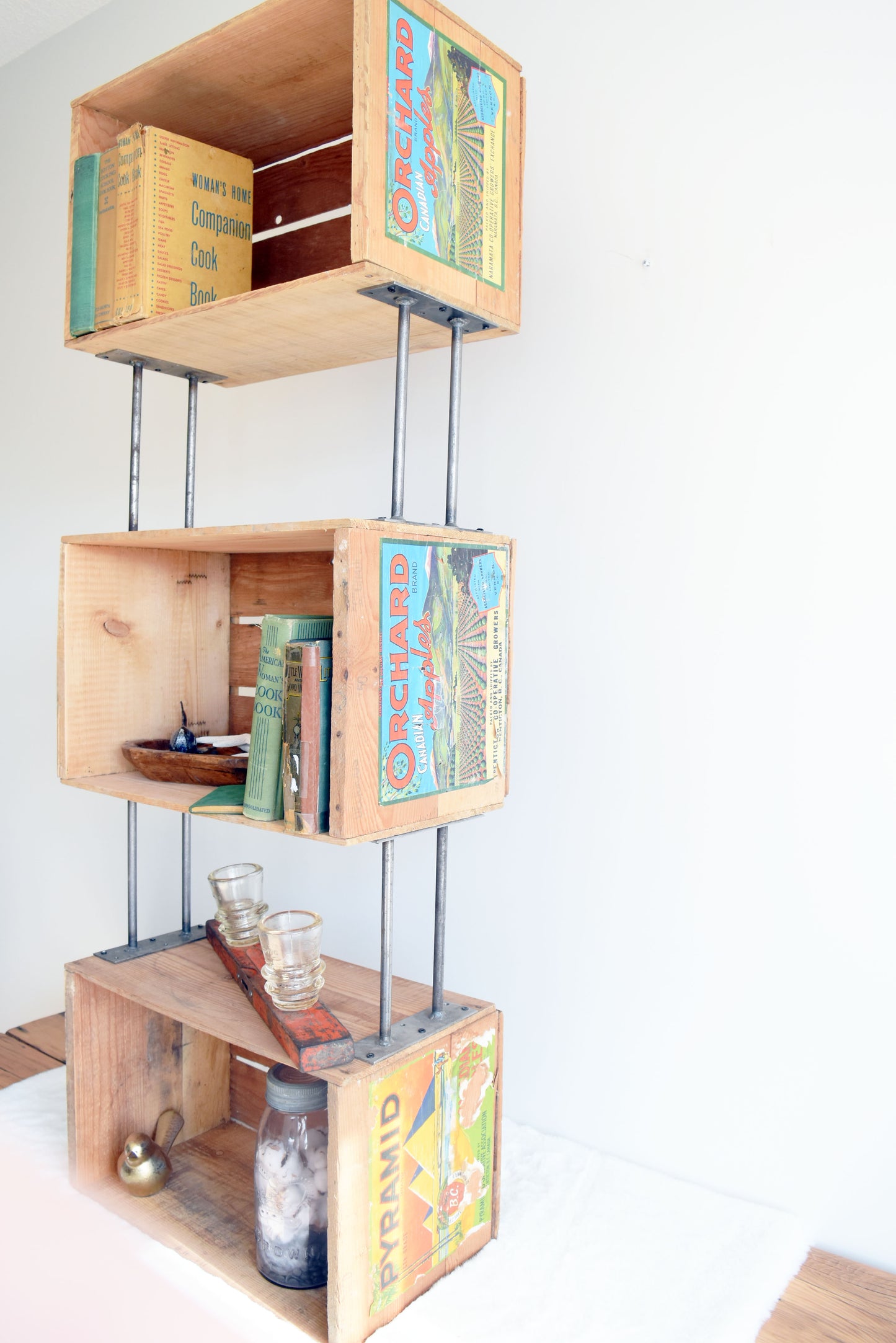 Crate BookShelf