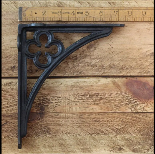 Gothic Bracket - Plain - 7.3" x 8.6"